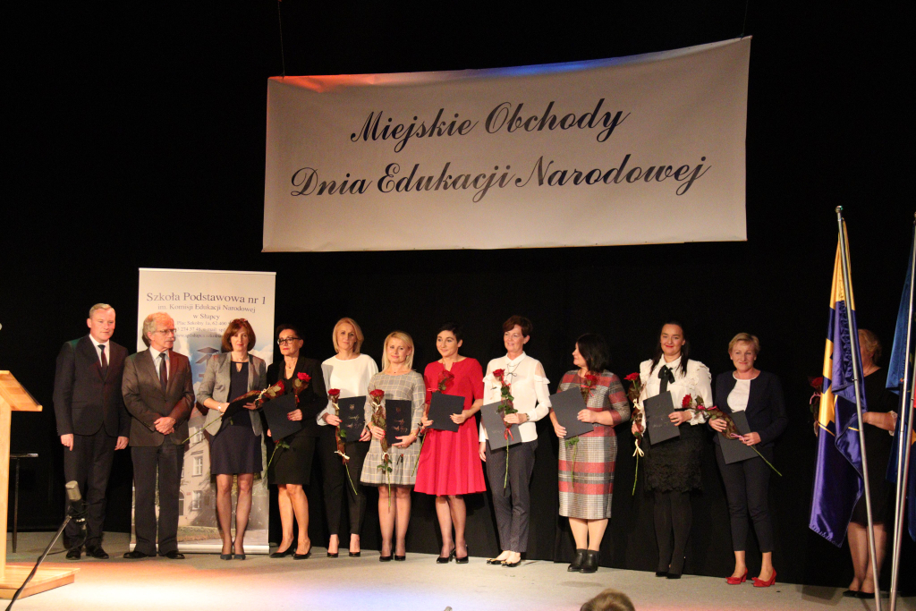 Nocne pożary w powiecie. Płonęły stogi i samochody