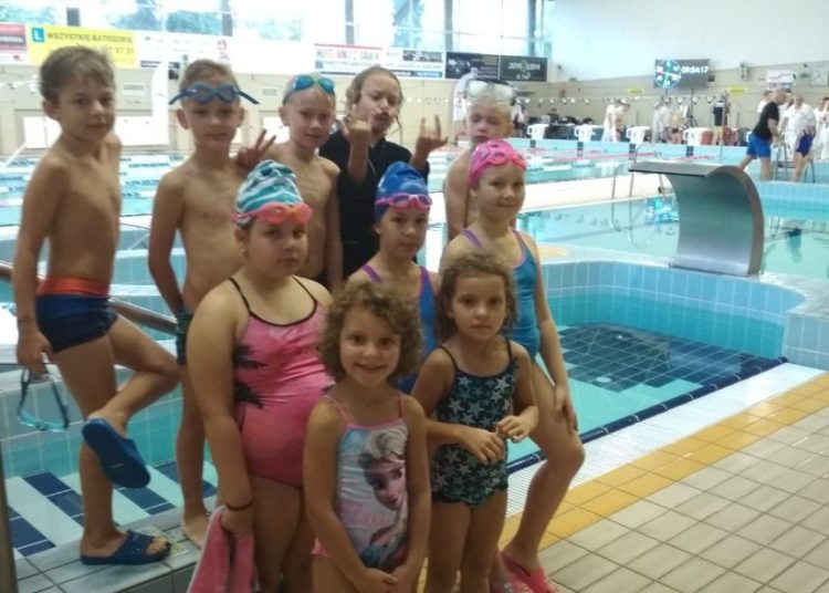 Rocznicowe zawody pływackie