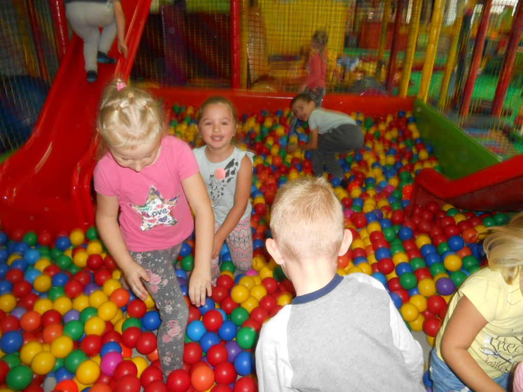 Atrakcyjny  Dzień  Chłopca  w  Przedszkolu  w  Młodojewie