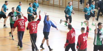 Piątkowa potyczka, zainauguruje sezon