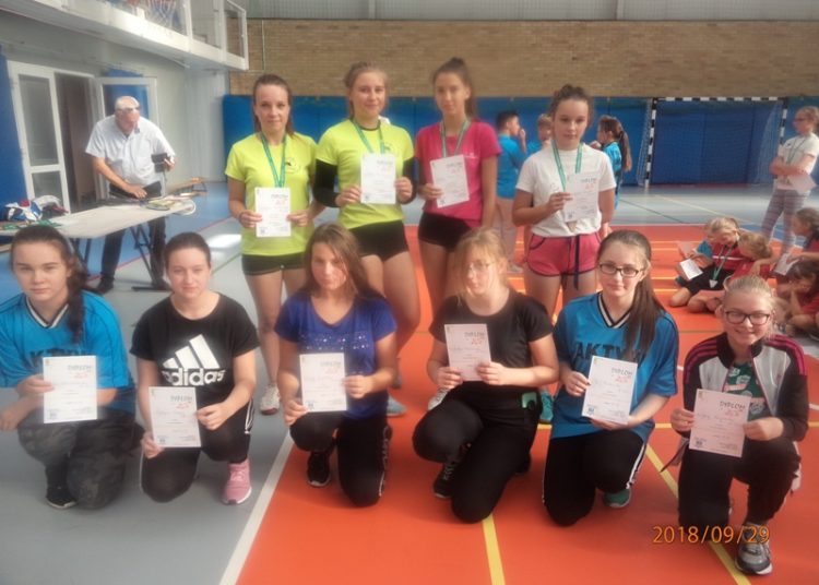 Sto pojedynków jesiennego badmintona