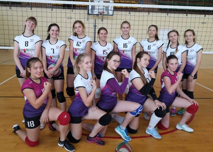 Zakończyły pierwszy etap