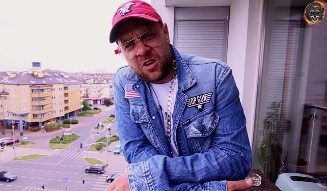 Tede wystąpi w Holidays