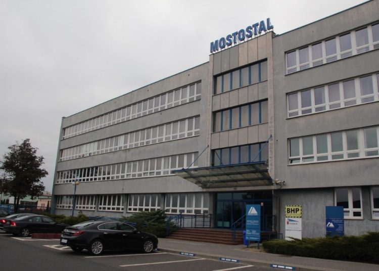 Mostostal zalega miastu pół miliona złotych