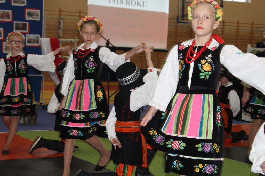 Brawa dla Iskierek na stojąco