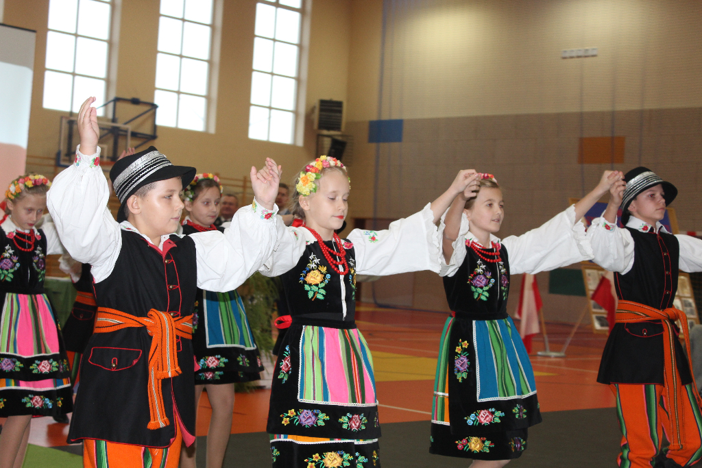 Brawa dla Iskierek na stojąco