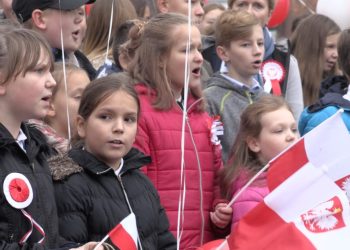 Na rynku razem śpiewali hymn FILM