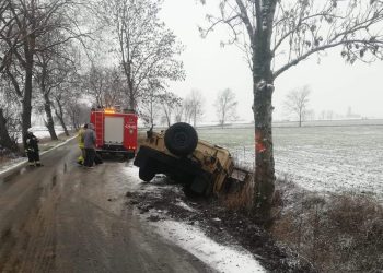 Amerykanie wpadli do rowu