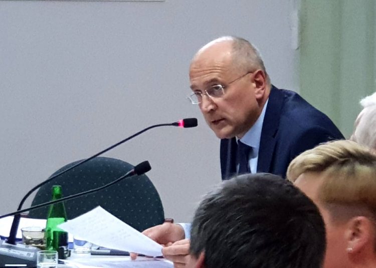 Starosta ostro do dyrektor szpitala: „pozbawiona empatii, nie nadaje się” (FILM)