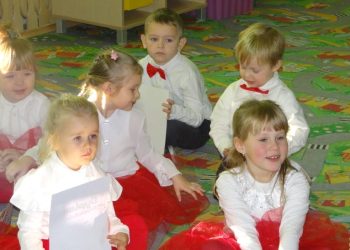 Giewartów: Pasowanie przedszkolaków FILM I ZDJĘCIA