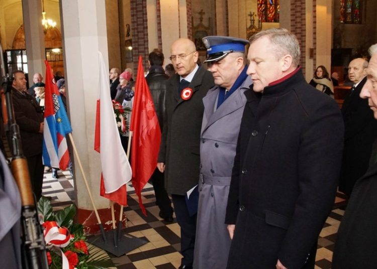 Odsłonili tablicę na 100-lecie Powstania