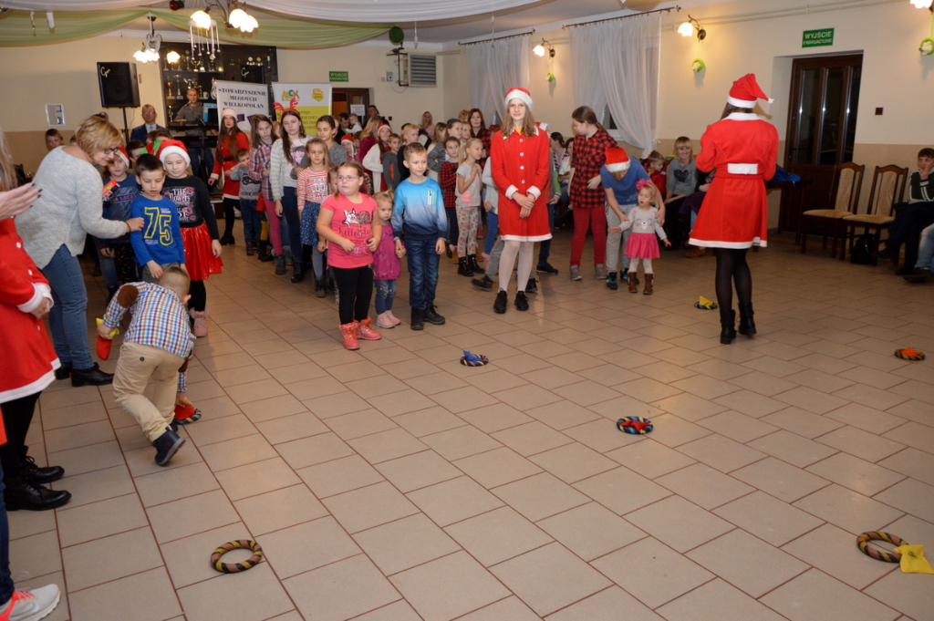 Święty Mikołaj odwiedził Ruchocinek. Zobacz zdjęcia