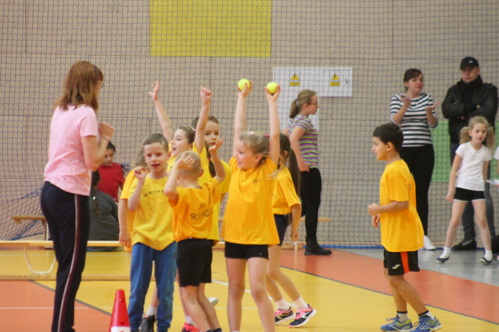 Trwa turniej rekreacyjno-sportowy. FOTO