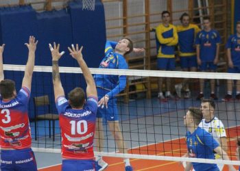 Orzeł odleciał, Kasztelan pokonany