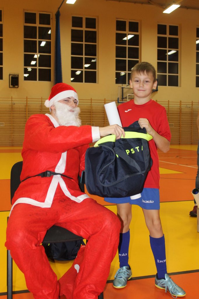 Mikołajki młodych orlików