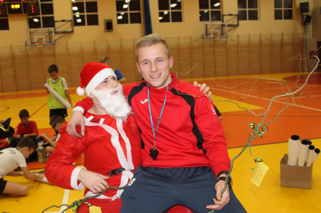 Mikołajki młodych orlików