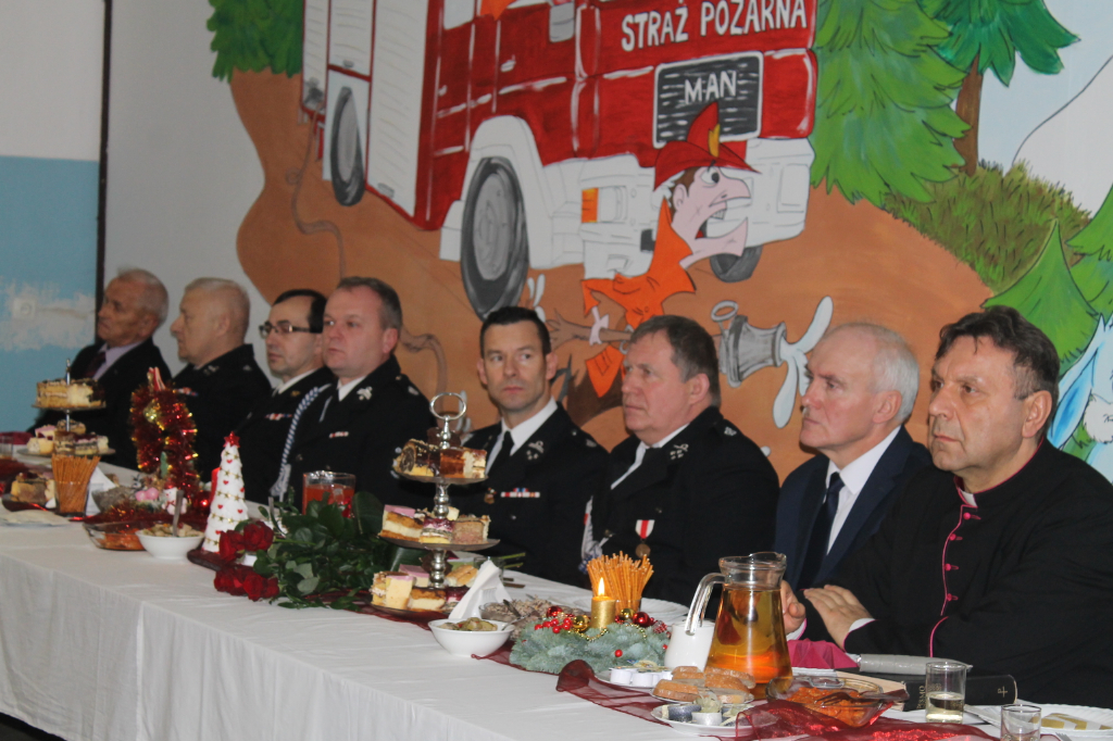 Strażacy dzielili się opłatkiem