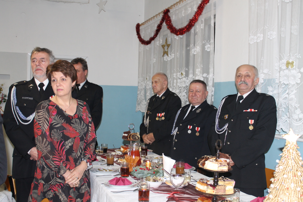 Strażacy dzielili się opłatkiem