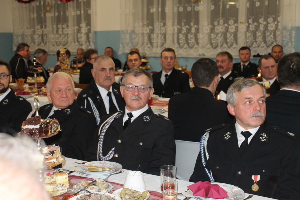 Strażacy dzielili się opłatkiem