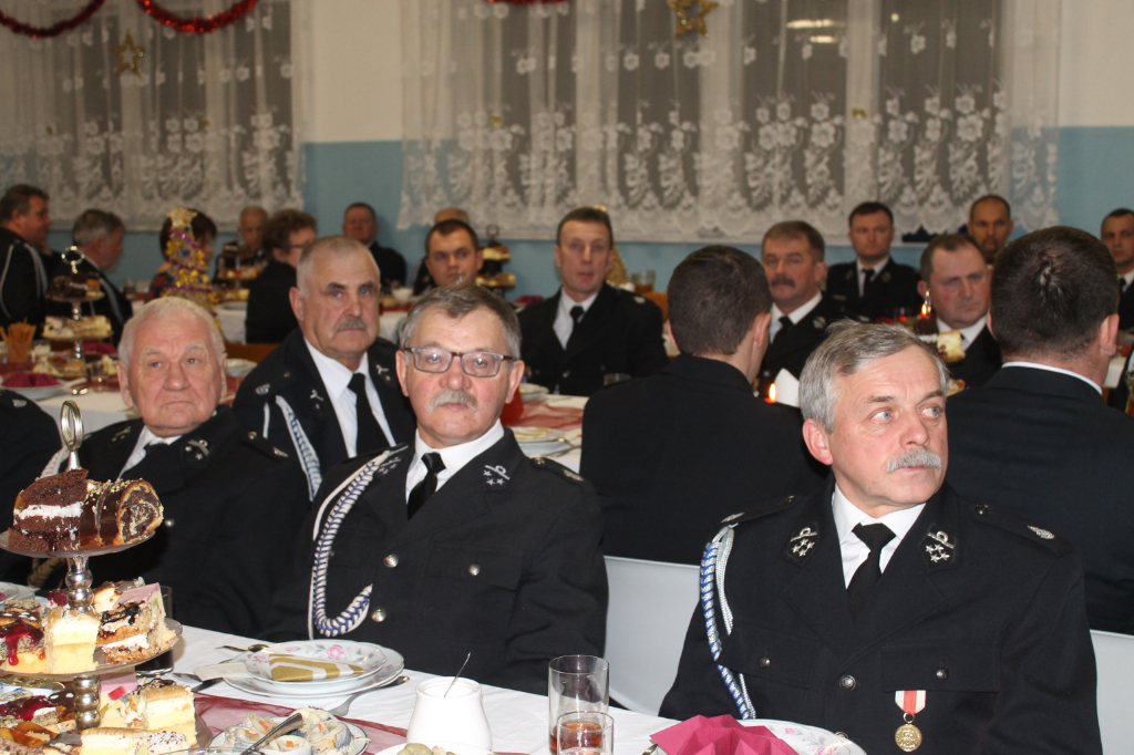 Strażacy dzielili się opłatkiem