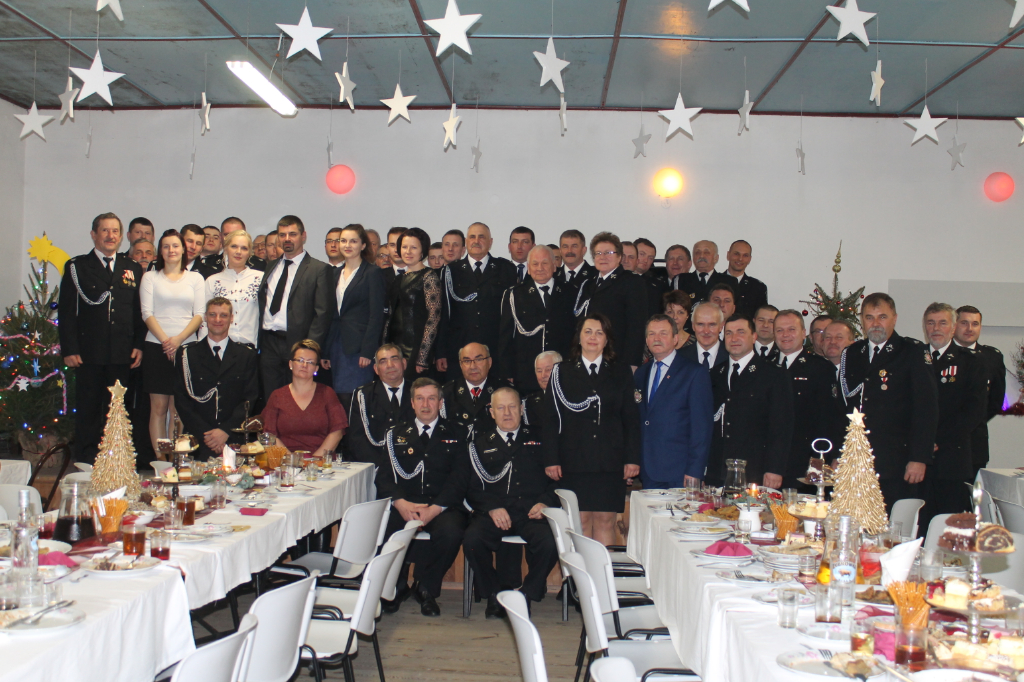 Strażacy dzielili się opłatkiem