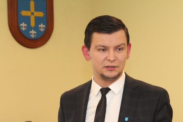 Radni ustalili pensję wójta. Sprawdź, ile będzie zarabiać