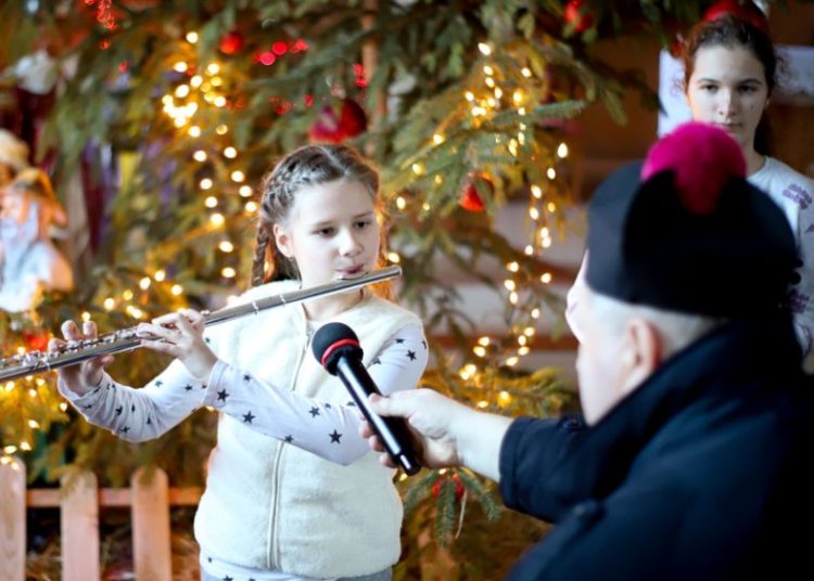 Wspólne kolędowanie w Kozalu. Zobacz zdjęcia
