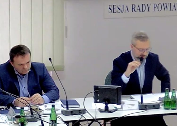 Dzisiaj kolejna sesja w powiecie. Oglądaj NA ŻYWO