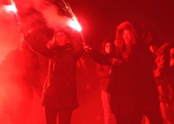 Biało-czerwone race rozświetliły Słupcę! Film z niezwykłej akcji