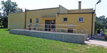 Bez plaży i kompleksu