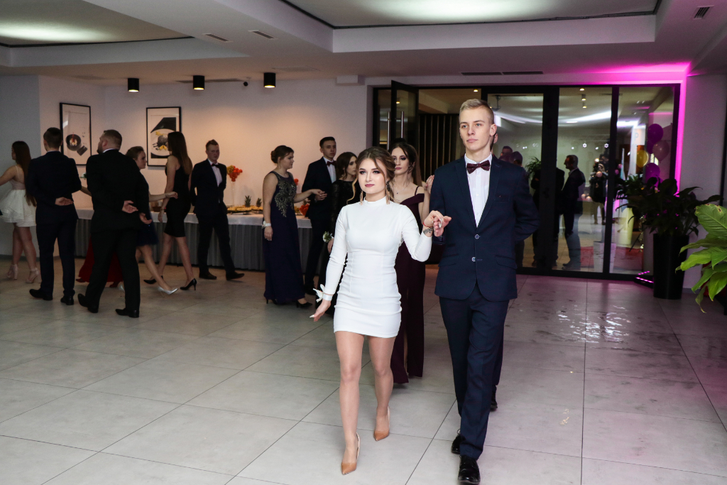 Studniówka ZSP Zagórów (foto)