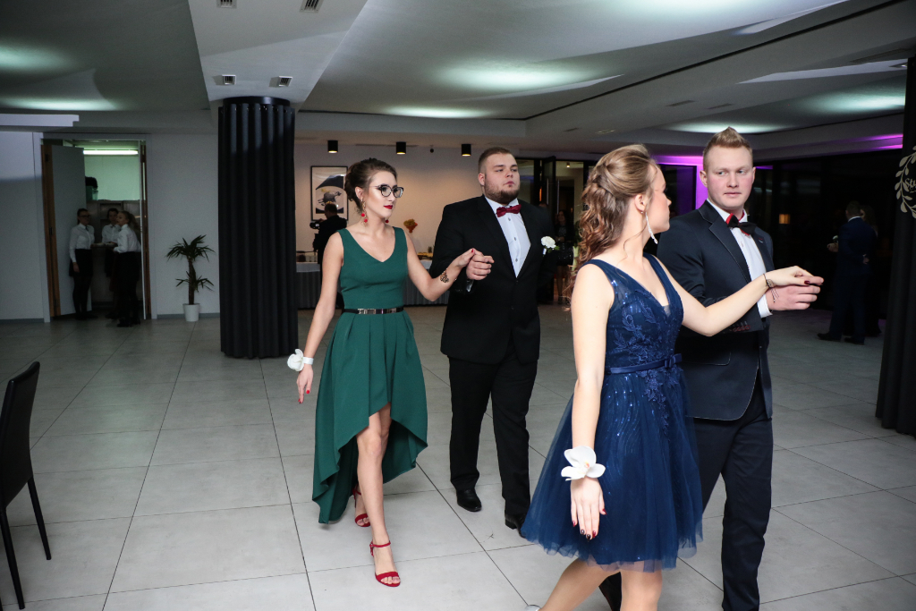 Studniówka ZSP Zagórów (foto)