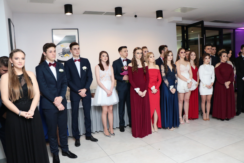 Studniówka ZSP Zagórów (foto)