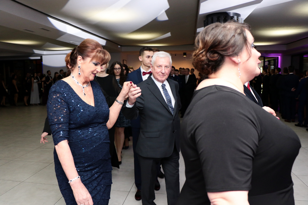 Studniówka ZSP Zagórów (foto)