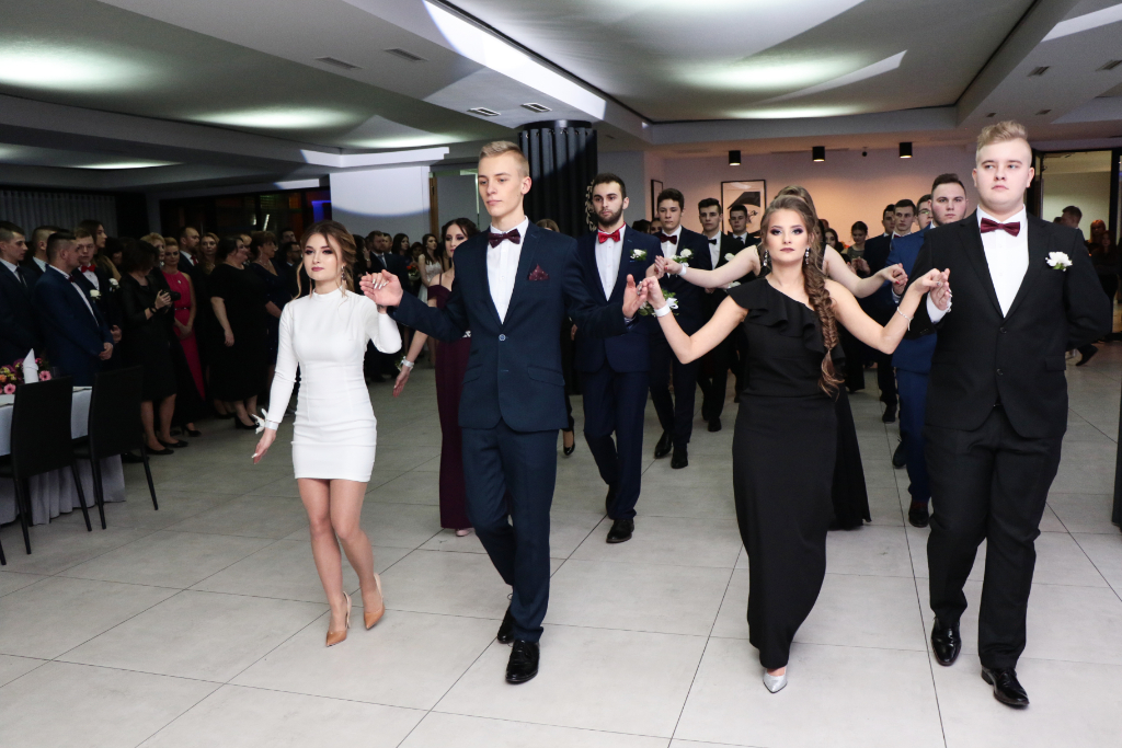 Studniówka ZSP Zagórów (foto)