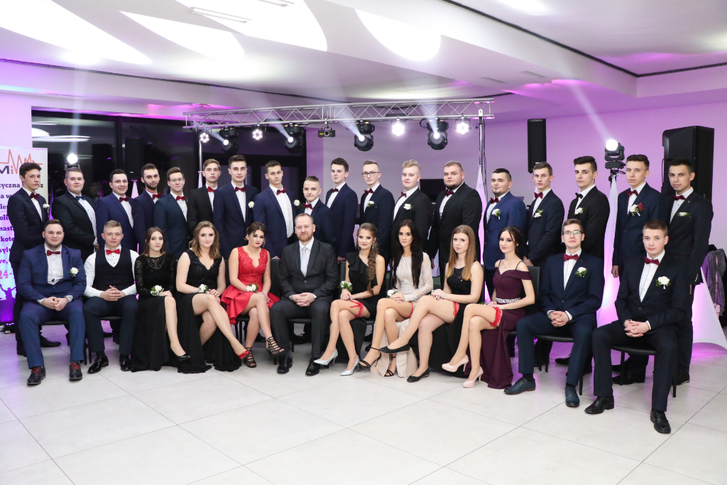 Studniówka ZSP Zagórów (foto)