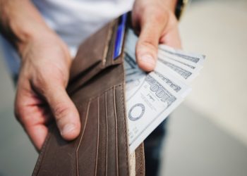 Pozabankowe pożyczki ratalne opiewają na coraz wyższe kwoty