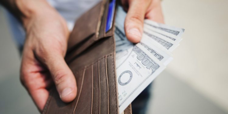 Pozabankowe pożyczki ratalne opiewają na coraz wyższe kwoty