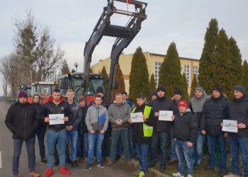 Duże utrudnienia na K92. Trwa protest rolników