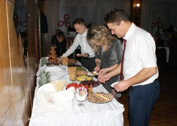 Tak się bawią w  Wierzbocicach