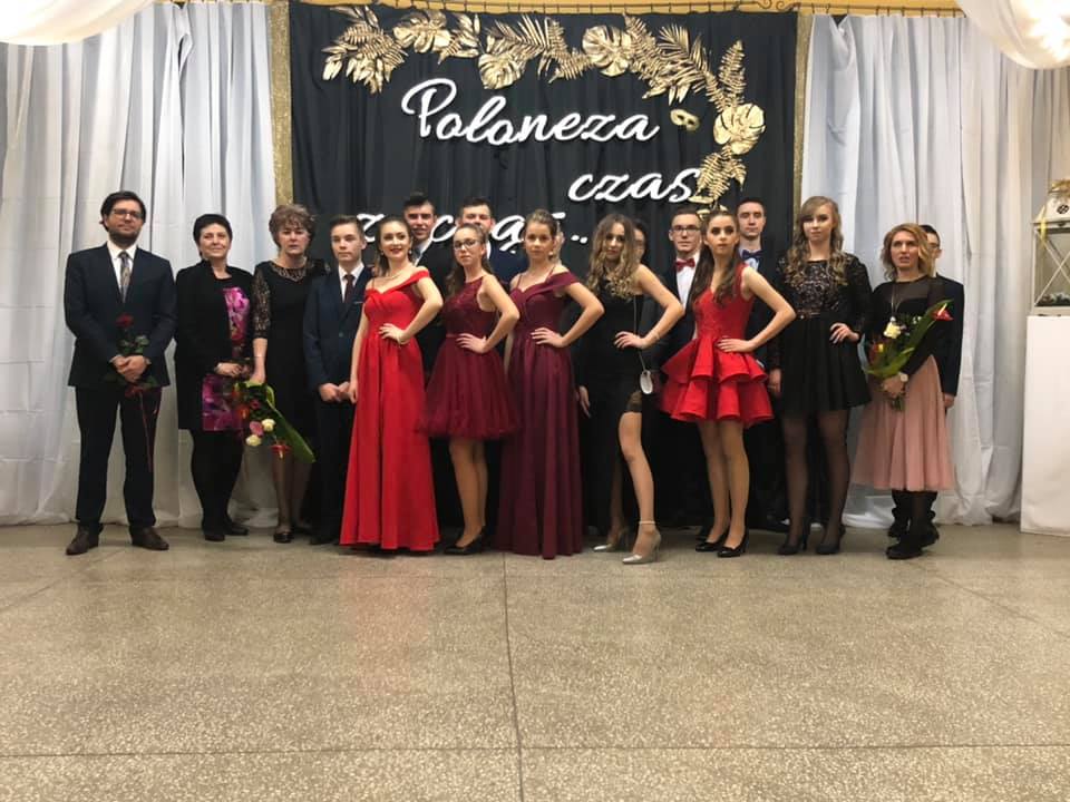 Drążna: Zobacz zdjęcia z balu uczniów