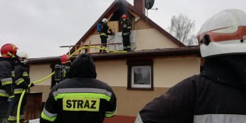 Pożar w Kosewie. Kilka zastępów w akcji