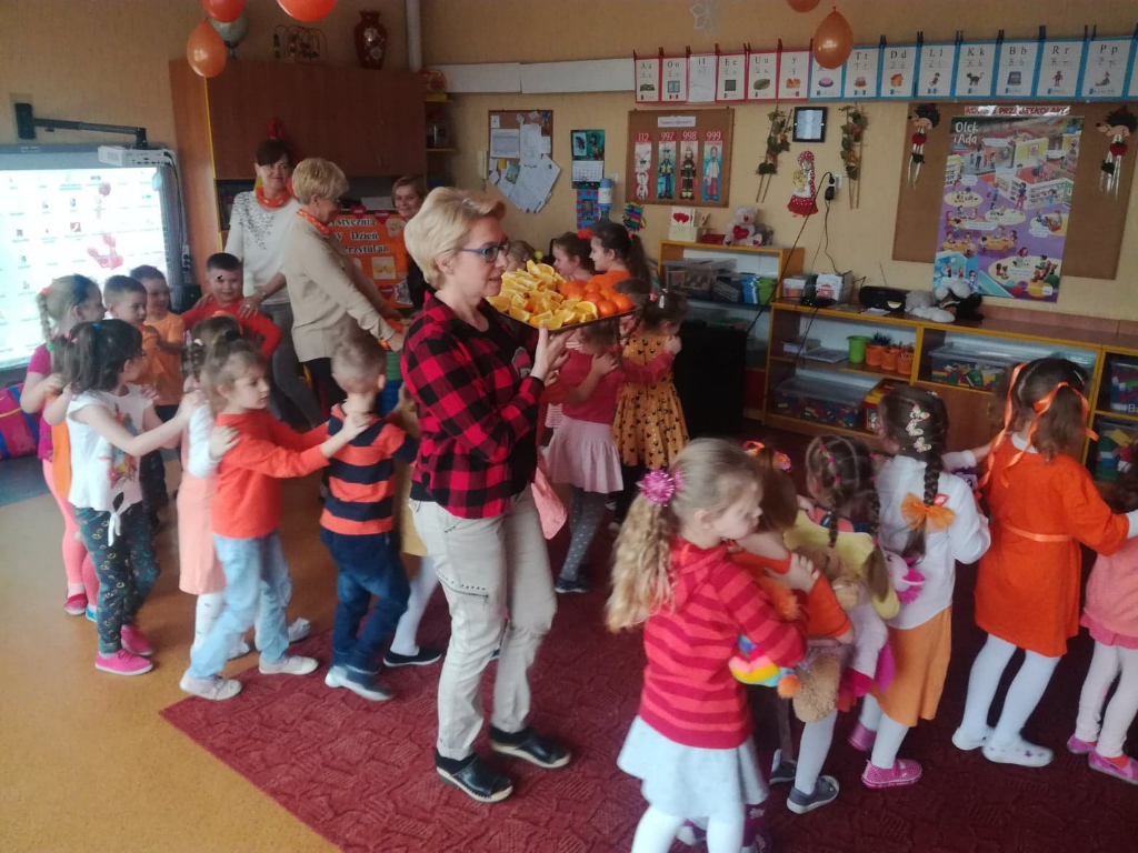 Dzień przytulania w Jarzębince ZDJĘCIA