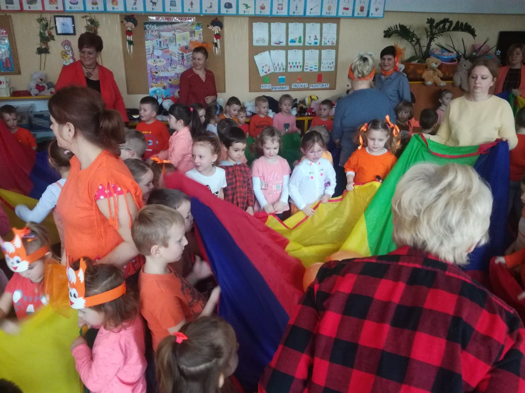 Dzień przytulania w Jarzębince ZDJĘCIA