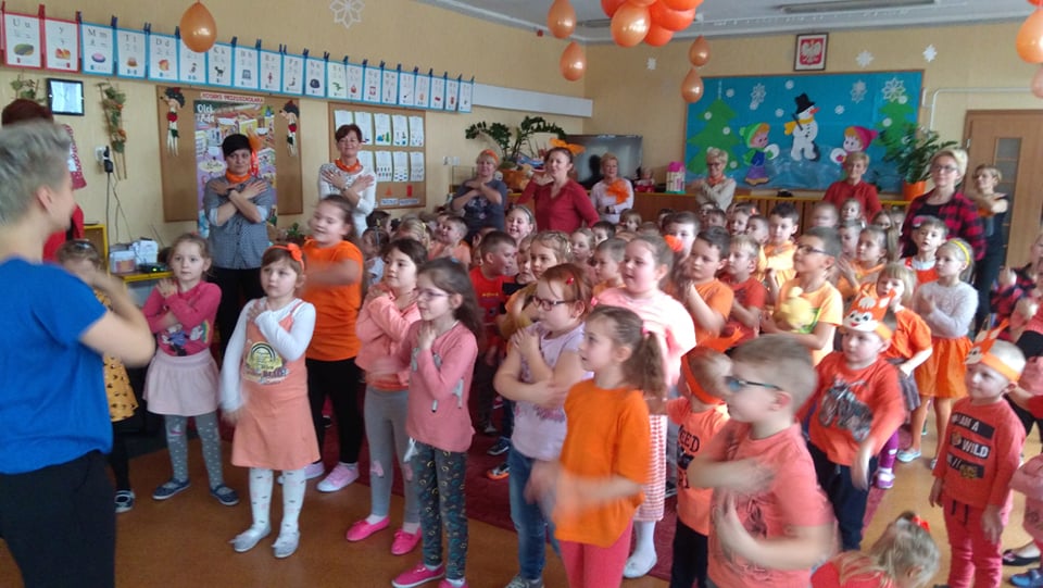 Dzień przytulania w Jarzębince ZDJĘCIA