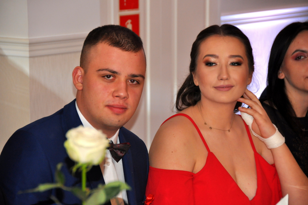 Tak się bawi Ekonomik na studniówce – FOTOGALERIA