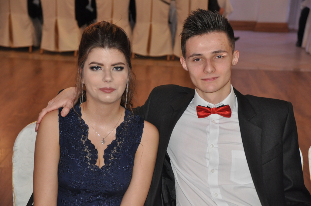 Tak się bawi Ekonomik na studniówce – FOTOGALERIA