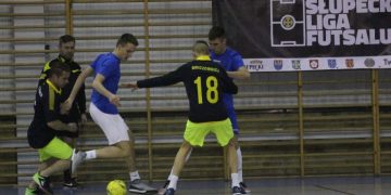 SLF Pierwsza wygrana Mieczownicy, pierwsza porażka Mebli