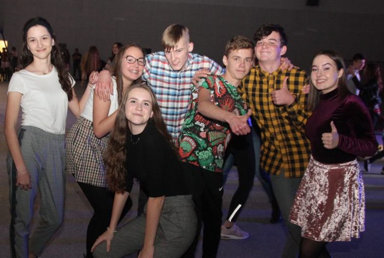 Choinkowe szaleństwo w Ostrowitem FILM i ZDJĘCIA