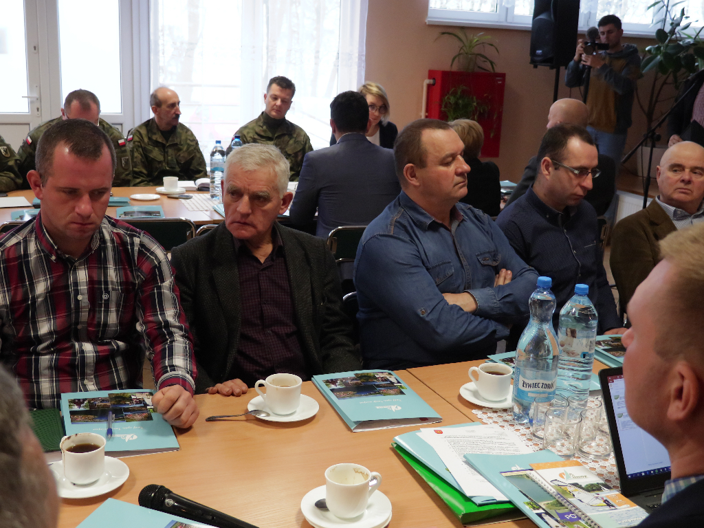 Powidz: rozbudowa bazy a ochrona środowiska GALERIA ZDJĘĆ